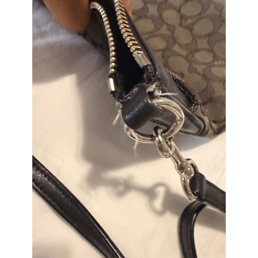 Coach Kitt Messenger Black Crossbody Bag Purse Fair Condition